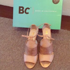 Sexy heels for a beach wedding